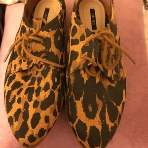 Leopard print shoes.